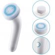 ISSAGE - CLEASSY II - Brosse nettoyante visage étanche<h2>Nettoyant corporel qui élimine les impuretés 3 fois plus que les manuels</h2>

<div style=margin-left:30px;>
<ul>
<li type=disc>Nettoyant facial électrique étanche</li>
<li type=disc>Avec deux vitesses, pour s'adapter à votre peau</li>
<li type=disc>Améliore l'absorption des crèmes de beauté</li>
<li type=disc>Exfolie en douceur la peau pour l'éclat</li>
<li type=disc>Résistant pour une utilisation avec tous les types de crèmes et gels</li>
<li type=disc>Brosse idéale pour les zones difficiles</li>
</ul>
</div>


La brosse nettoyante visage électrique d'Issage vous permettra d'éliminer le maquillage et les impuretés, ou d'améliorer l'absorption de vos soins de beauté, de manière confortable et facile.