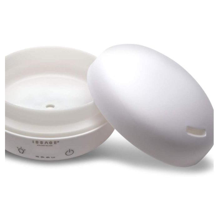 ISSAGE - DIFFAR - Purificador, humidificador y ambientador con cromoterapia led<h2>Un toque místico de olor y color para tu hogar</h2>

<div style=margin-left:30px;>
<ul>
<li type=disc>Difusor de aromas con luz led y 7 colores ideal para sesiones de yoga y relajación o para usar como lámpara</li>
<li type=disc>Control táctil inteligente para graduar la intensidad, temporizador, cromoterapia encendido y apagado</li>
<li type=disc>Temporizador incorporado con función de dos y cuatro horas</li>
<li type=disc>Depósito de agua de 500 mililitros de capacidad</li>
<li type=disc>Lo puedes utilizar con o sin luz</li>
<li type=disc>Adaptador de corriente incluido</li>
<li type=disc>Ultra silencioso gracias a la tecnología ultrasónica</li>
<li type=disc>Fácil de utilizar</li>
</ul>
</div>

Purificador, humidificador y ambientador con cromoterapia que produce una <b>combinación de 7 colores que facilitan la relajación y contribuyen al bienestar</b>.
 

¡Utilízalo con tu ambientador o esencia preferido!