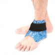 ISSAGE - PEARL THERM ANKLE - Banda regulable para el tobillo con perlas de gel terapéuticas<h2>Terapia para tobillos y pies con perlas de gel ultra flexible con efecto frío y calor</h2>

<div style=margin-left:30px;>
<ul>
<li type=disc>Dorso de tela ultra suave para proteger tu piel</li>
<li type=disc>Se adapta perfectamente a tu cuerpo</li>
<li type=disc>Conserva la temperatura durante más tiempo</li>
<li type=disc>Efecto calor para aliviar del dolor de pie y tobillo, lesiones del tendón de Aquiles, dolor articular y lesiones deportivas, hinchazón y esguinces, golpes y contusiones</li>
<li type=disc>Efecto frío para aliviar el dolor de pie y tobillo, lesiones del tendón de Aquiles, dolor articular y lesiones deportivas, hinchazón y esguinces, inflamación y dolor de artritis</li>
<li type=disc>Apto para usar en el congelador y en el microondas</li>
<li type=disc>Medidas: 25x15,5 centímetros aproximadamente</li>
<li type=disc>Expandible de 30 a 45 centímetros</li>
</ul>
</div>


Con la innovadora tecnología ADAPTIVE PEARLS de perlas de gel ultra flexible de Issage que se adapta perfectamente a tu cuerpo.